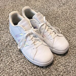 Adidas cloudform Neo iridescent size women’s 6
